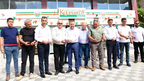 Ezinede Tarım Kooperatifi Marketi açıldı MAGAZİN