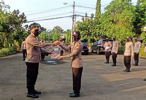 Aksi Heroik Polwan Tangkap Perampok Bersenjata Okezone News