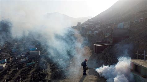 En Medio De Su Peor Epidemia De Dengue Perú Nombra A Un Nuevo Ministro