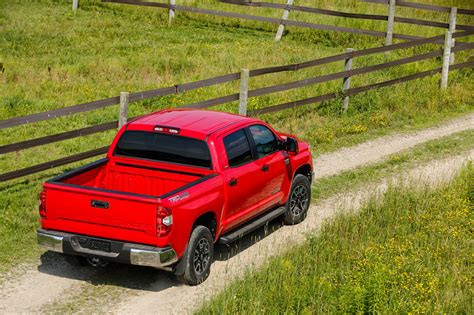 Toyota Tundra Drops The V Picks Up Integrated Brake Controller