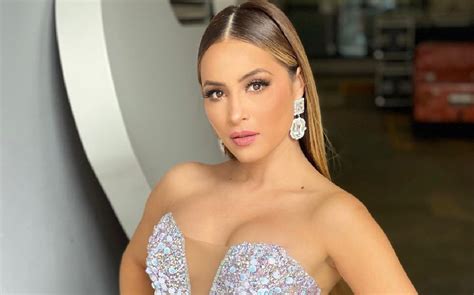 Cynthia Rodr Guez Luce Sus Torneadas Piernas En Minivestido Fama