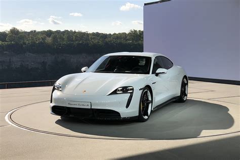 5 Choses à Savoir Sur La Porsche Taycan 2020 Ecolo Auto