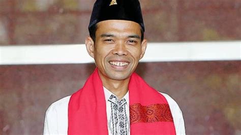 Biografi Dan Profil Lengkap Uas Jadi Perbincangan Publik Usai Muslim