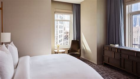 Luxury Hotel Suites NYC | Four Seasons New York Downtown