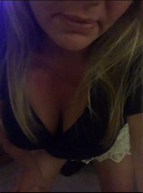 Fayetteville NC Area Blonde Wife In Search Of An Fwb 26 45 Please Read