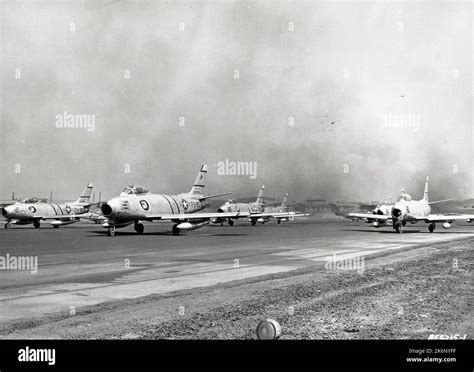 Fotografía de los F 86 Sabre Jets en Corea Fotografía de los F 86