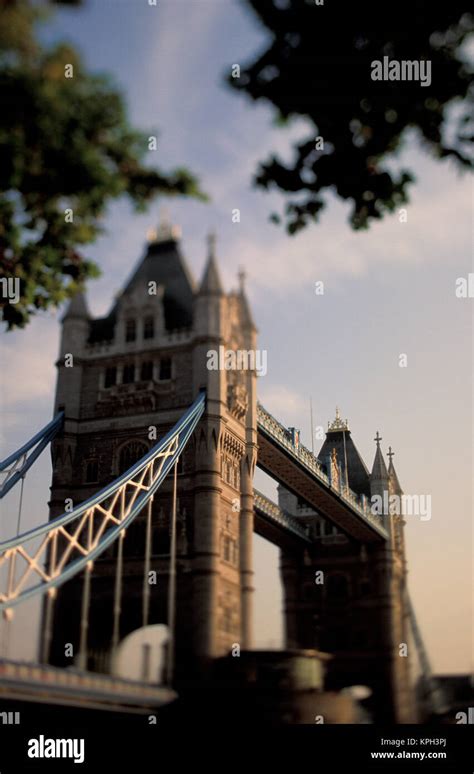 England London Tower Bridge Sunset View Stock Photo Alamy