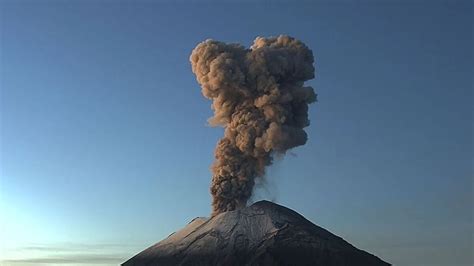 Popocatépetl registra explosión con ceniza este miércoles