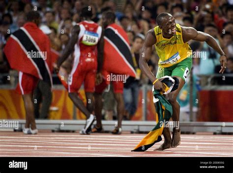 Usain Bolt Meter Goldmedaille Fotos Und Bildmaterial In Hoher