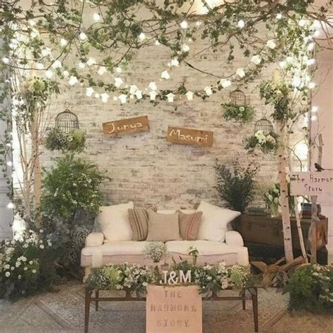 18 Wedding Photo Booth Ideas to Have Fun - EmmaLovesWeddings