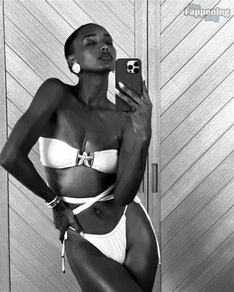 Jasmine Tookes Flaunts Her Sexy Bikini Body Photos Thefappening