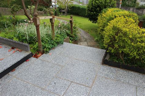 Granite Paving Slabs Used For Pathway Granite Paving Paving Slabs Patio