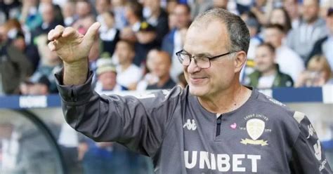 The Best Marcelo Bielsa Tambi N Fue Premiado En La Ceremonia De La Fifa