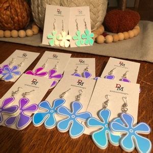 Iridescent Spongebob Flower Earrings Acrylic Flower Earrings Bikini Bottom Sea Flower Cloud