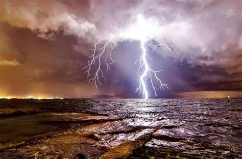 Thunderstorm Moving By The Gandy Bridge In Tampa Floridabeautiful