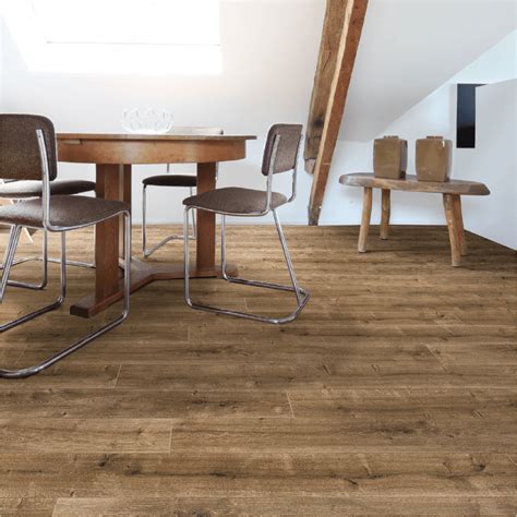 8mm Heritage Oak Uniclic Laminate Flooring DFD