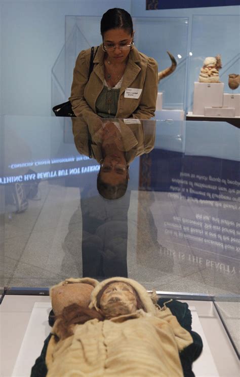 Chinese Mummy On Display In Philadelphia Cn