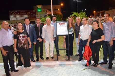 Prefeito José Aldemir inaugura nova Praça Major José Marques no centro