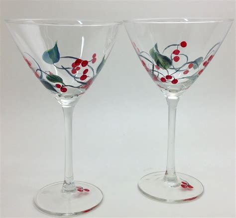 Hand Painted Christmas Holiday Martini Glasses Set Of 2 Holiday Martinis Glass Painting