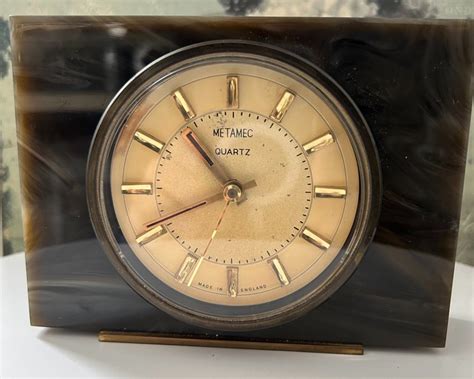 Metamec Rare Vintage Bakalite Table Clock Battery Mantel Clock