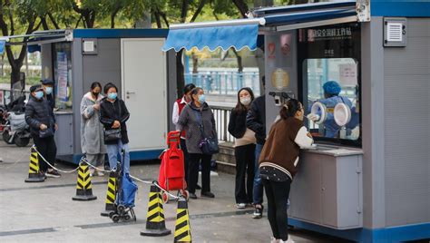 Covid a Shanghai 1 3 milioni di persone tornano in lockdown 28 città