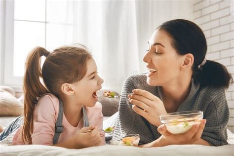 Daughter Eats Mom Telegraph