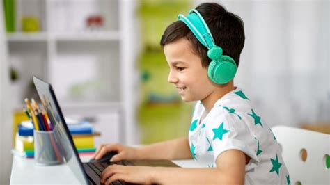 How To Monitor Screen Time To Align And Organized Activities Of Children