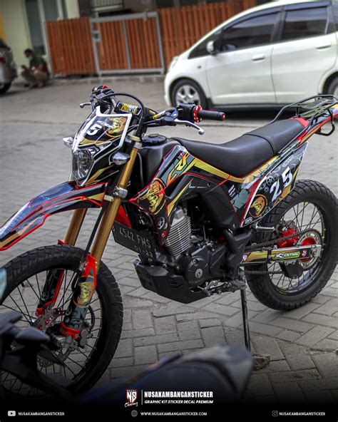 Striping Motor Crf 150 L Skull Hitam Grafis Gold Nusakambangan Sticker