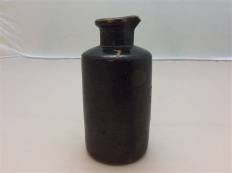 Pouring Ink Bottle Unknown Maker Vemu1773 Ehive