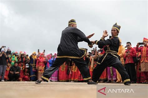 Festival Tangkeno Di Kabaena Antara News Sulawesi Tenggara Antara