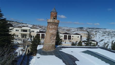 Harput Ulu Camii nin eğri minaresi depreme rağmen yıkılmadı