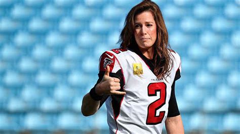 Top Nfl Quarterbacks As Women Financially