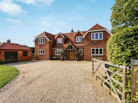 Bed Detached House For Sale In Basingstoke Road Ramsdell Hampshire