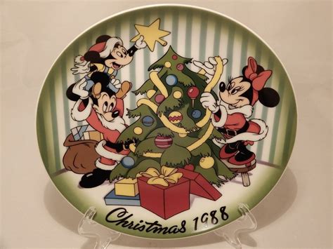 Disney Collection Christmas 1988 Tree Trimming Mickey Mouse Collector S