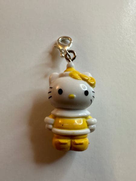 Sanrio 2002 Vintage Hello Kitty Rare Charm Kawaiipaperdream