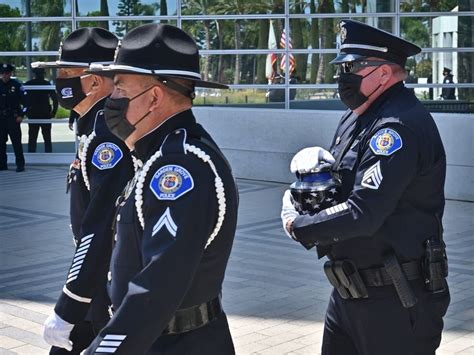 Memorial service celebrates life of Garden Grove Lt. Reynolds | Orange ...