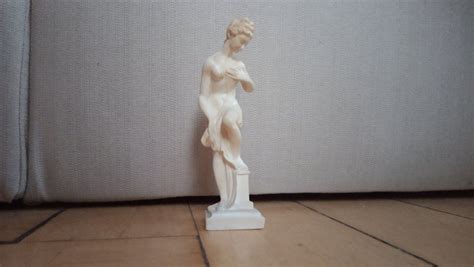 Kleine Deko Figur Skulptur Statue Venus Aphrodite Italien Kaufen Auf