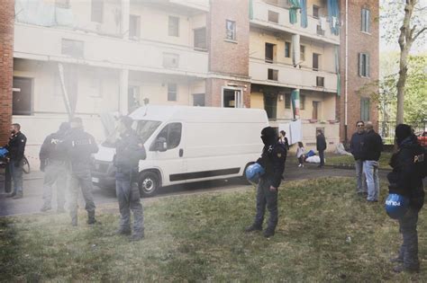 Torino Sgomberati Appartamenti Popolari Occupati Bambini Hanno