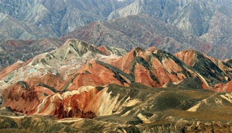 Masya Allah Inilah Gunung Pelangi China Fenomena Alam Yang Disebutkan