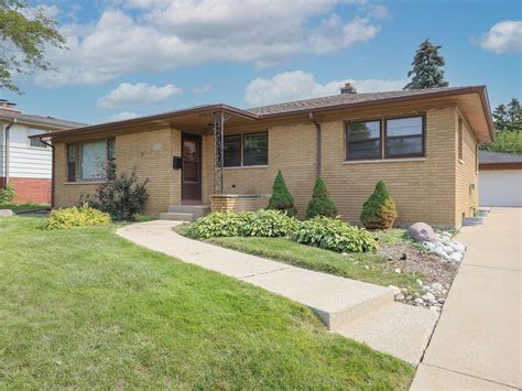 1015 Ohio St, Racine, WI 53405 | Zillow