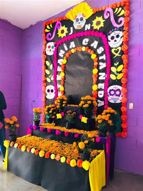 Día de muertos en 2022 Periodico mural Dia de muertos Murales