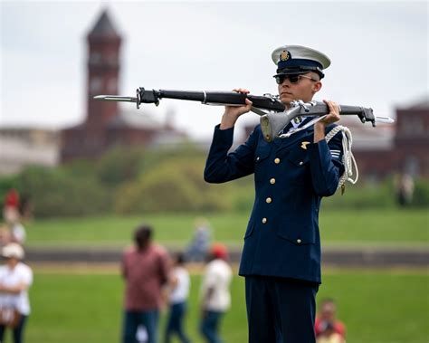 DVIDS - News - U.S. Air Force Honor Guard Drill Team competes at Joint Services Drill Exhibition