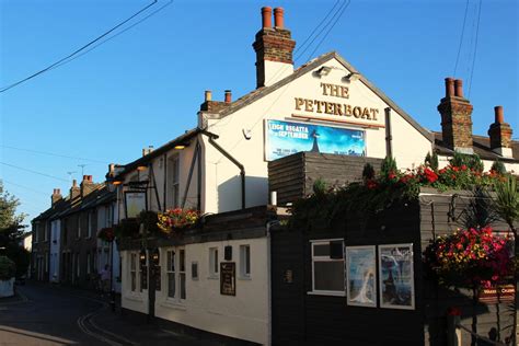 The Peterboat Old Leigh Leigh On Sea Beautiful England Photos