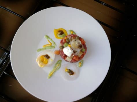 Veau Le Tartar Et Les Sien Garniture Gino D Aquino Food Eggs