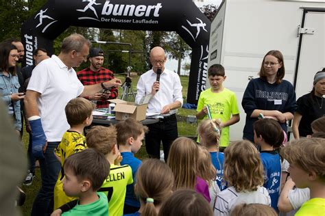 J Chen Schloss Dyck Lauf Ist Wieder Am Start Fotos