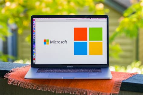 microsoft developing   chips   surface lineup