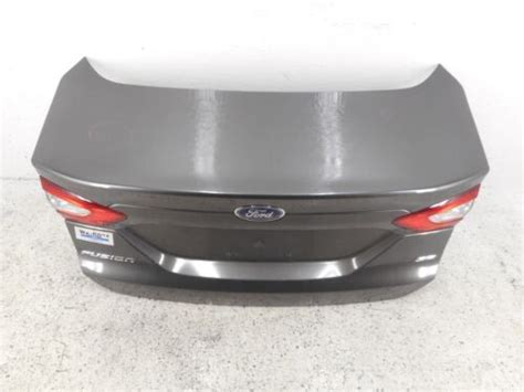 Ford Fusion Trunk Deck Lid W Rear View Camera W O Spoiler Oem 2013 2016 Ebay