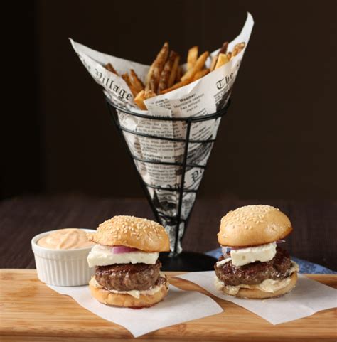 30 Amazing Sliders For Your Super Bowl Party