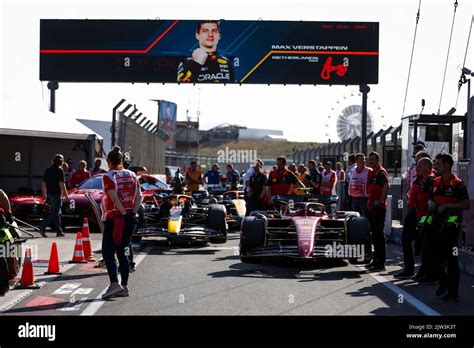 55 SAINZ Carlos Spa Scuderia Ferrari F1 75 Parc fermé während der