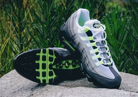 Nike Air Max 95 'Neon' - Tag | SneakerNews.com